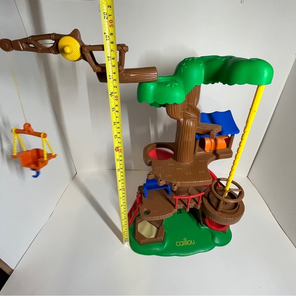 Vintage Caillou Treehouse Playset 2002 Rosie Clementine Action Figure Incomplete - Picture 15 of 15